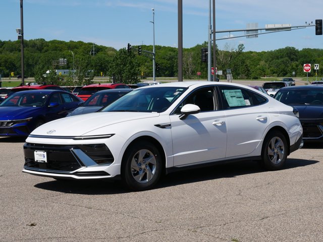 Vehicle image 1 of 10