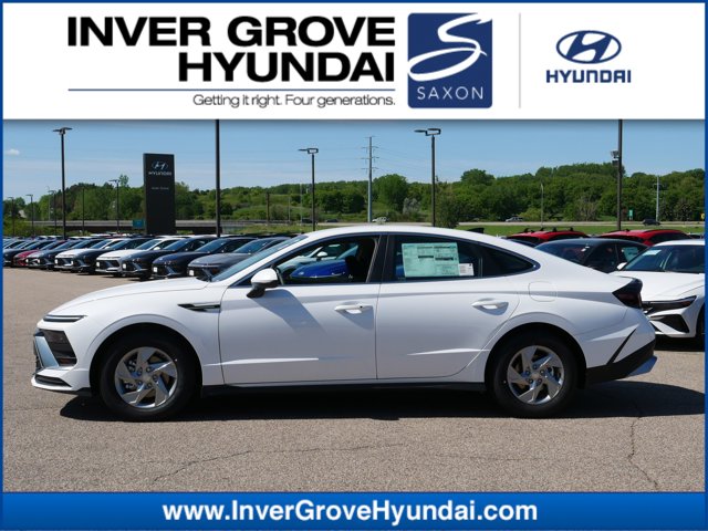 Vehicle image 3 of 10