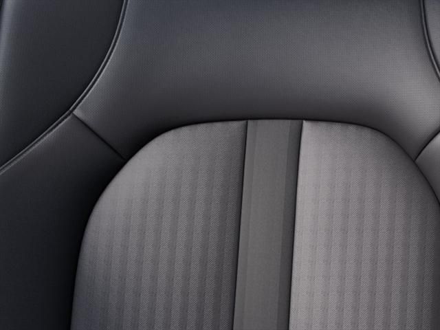 Vehicle image 15 of 17
