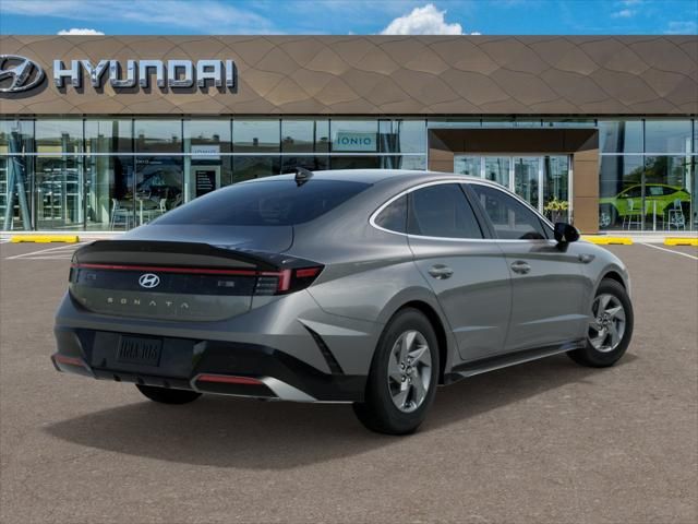 Vehicle image 5 of 17