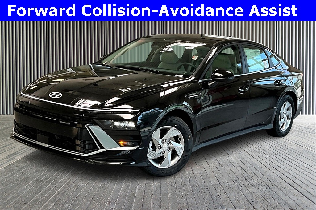 2025 Hyundai Sonata SE Image 1 of 14