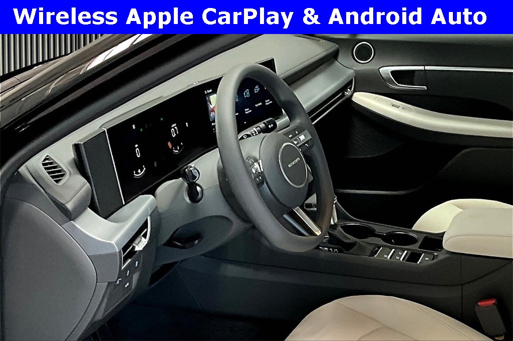 2025 Hyundai Sonata SE Image 10 of 14