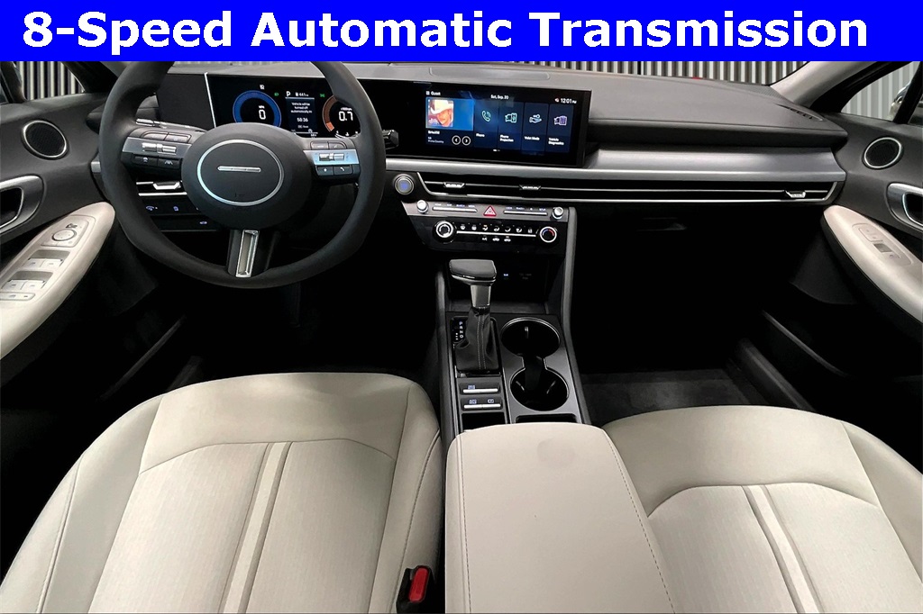 2025 Hyundai Sonata SE Image 9 of 14