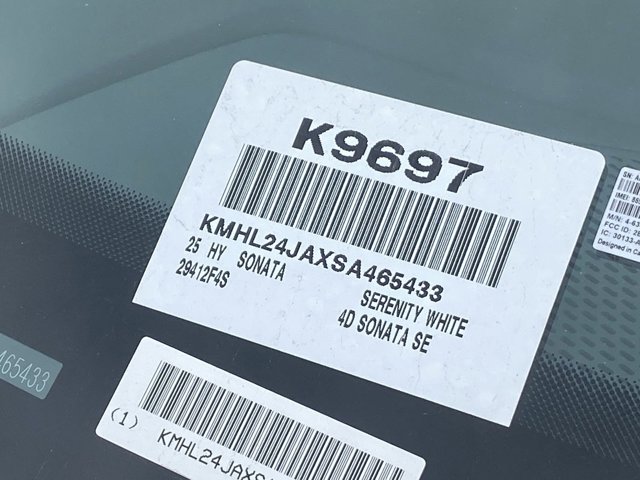 Vehicle image 18 of 18
