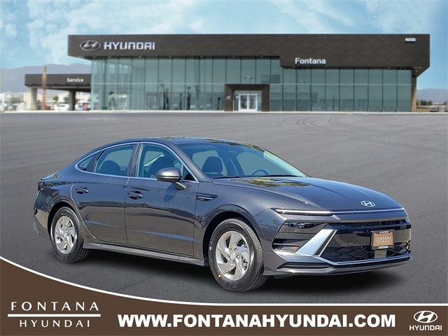 Vehicle image 2 of 23