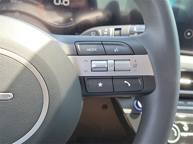 Vehicle image 8 of 23