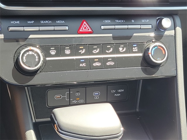 Vehicle image 12 of 23