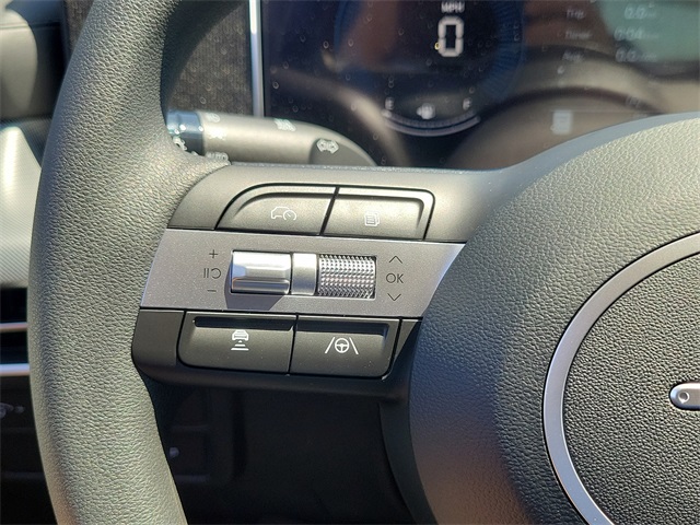 Vehicle image 7 of 23