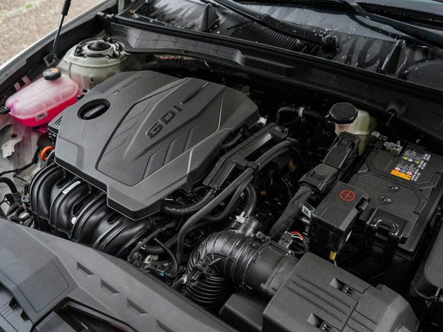 Vehicle image 5 of 24