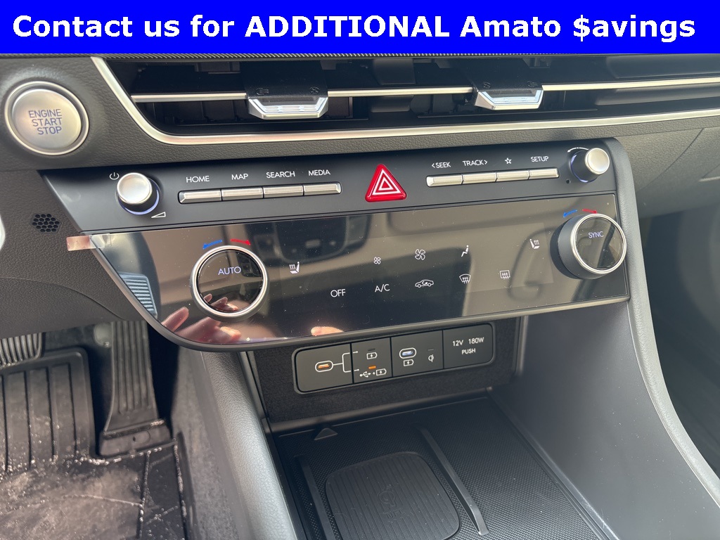 Vehicle image 20 of 29