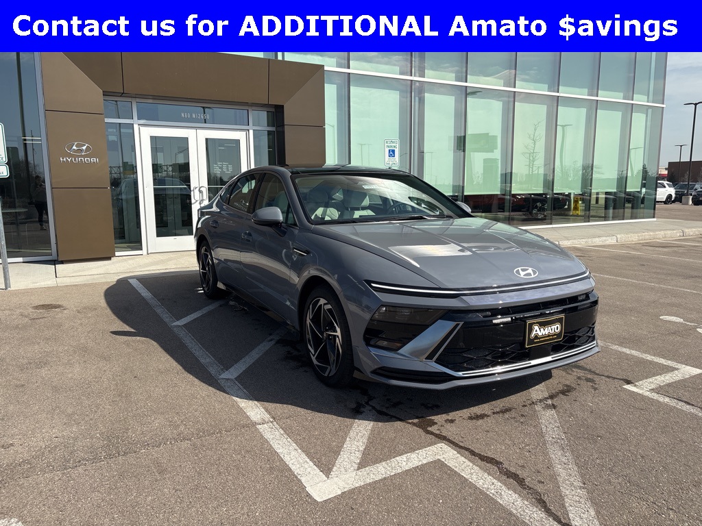 Vehicle image 3 of 29