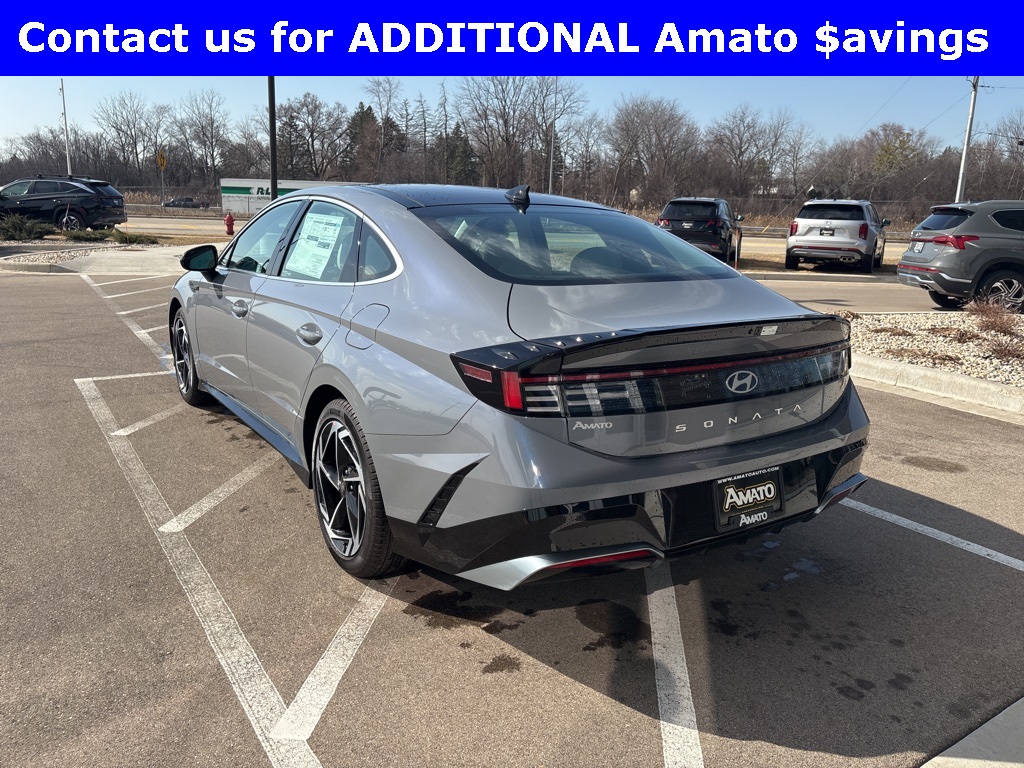 Vehicle image 6 of 29