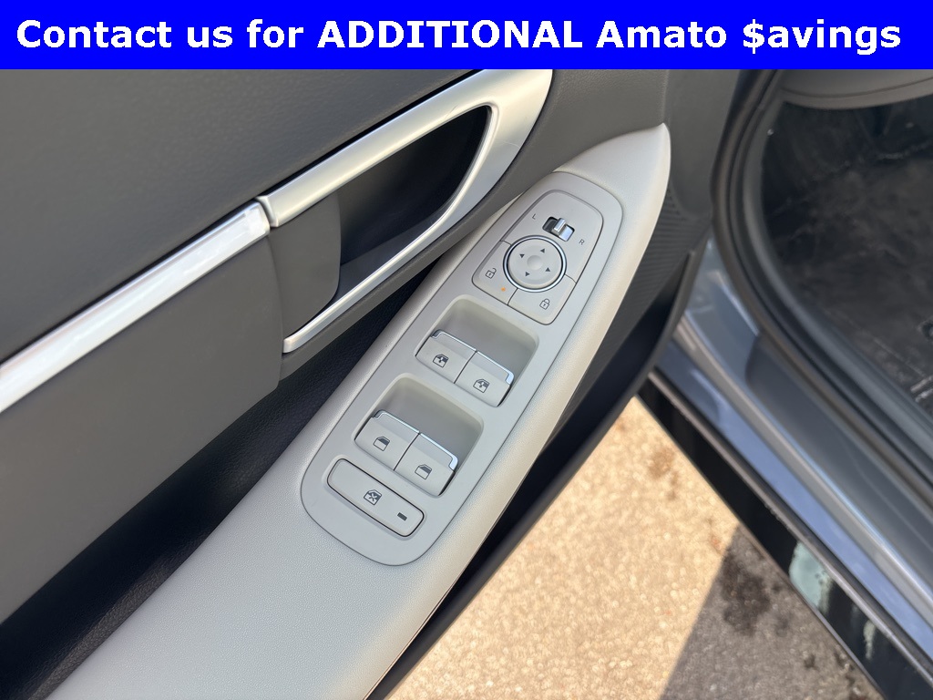 Vehicle image 13 of 29