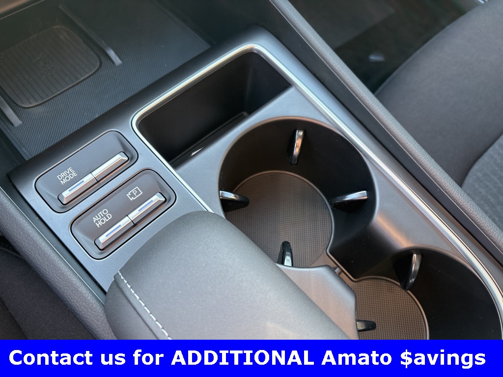 Vehicle image 21 of 28