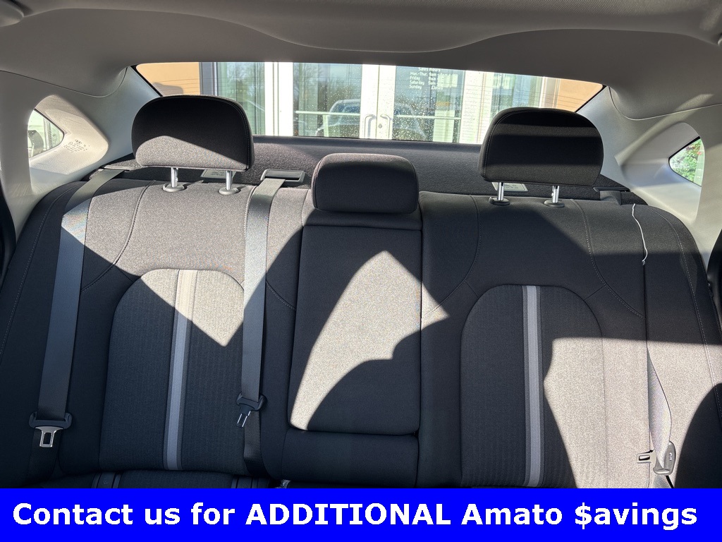 Vehicle image 10 of 28