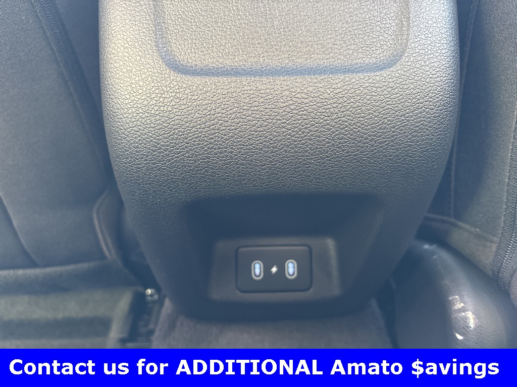 Vehicle image 24 of 28