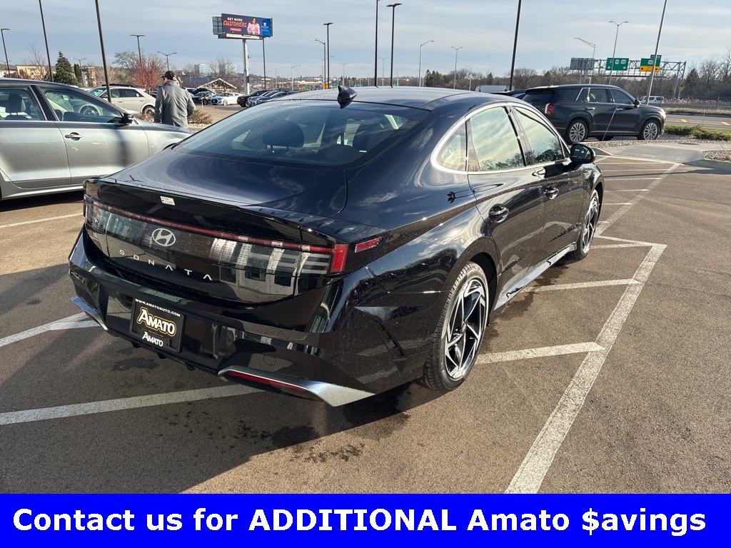 Vehicle image 5 of 28