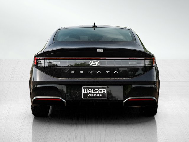 Vehicle image 3 of 23