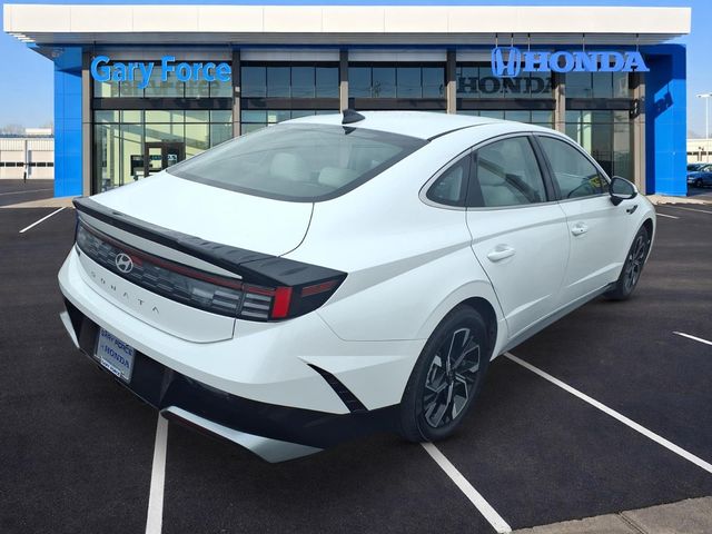 2025 Hyundai Sonata SEL Image 3 of 20