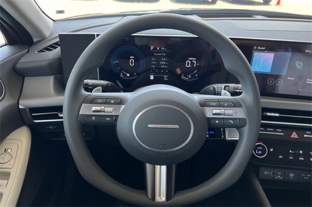 2025 Hyundai Sonata SEL Image 20 of 24