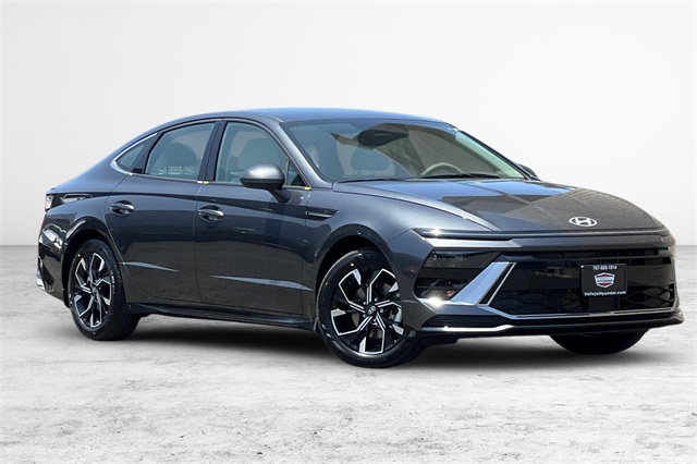 2025 Hyundai Sonata SEL Image 1 of 24