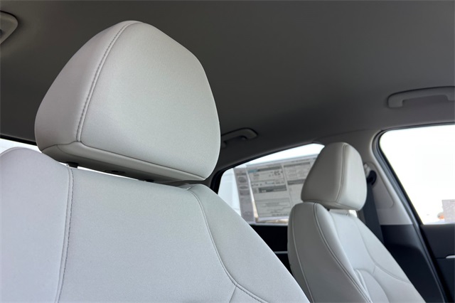 2025 Hyundai Sonata SEL Image 8 of 24