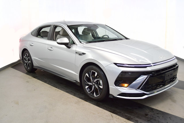 2025 Hyundai Sonata SEL Image 3 of 34