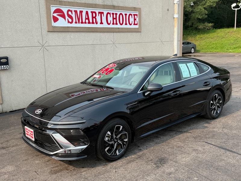 2025 Hyundai Sonata SEL Image 1 of 19