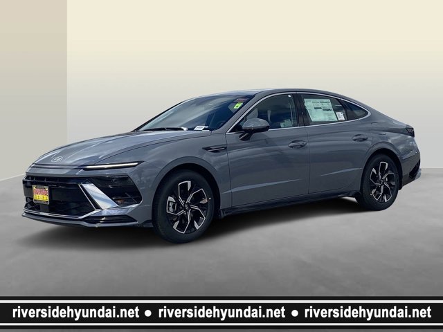 Vehicle image 1 of 16