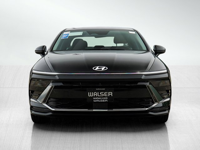 Vehicle image 2 of 24
