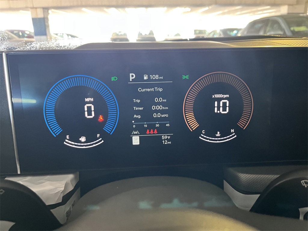 Vehicle image 19 of 26