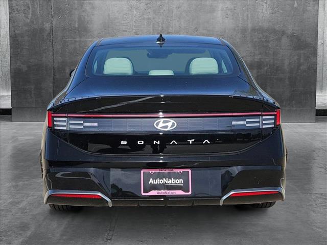 Vehicle image 5 of 17