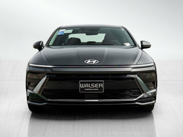 Vehicle image 2 of 24