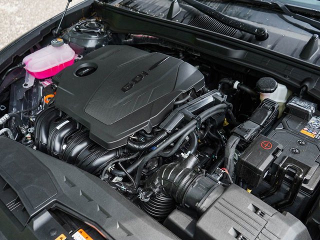 Vehicle image 5 of 24