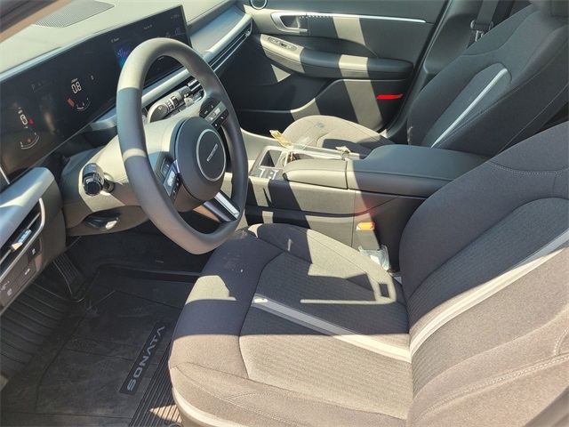 2025 Hyundai Sonata SEL Image 20 of 22