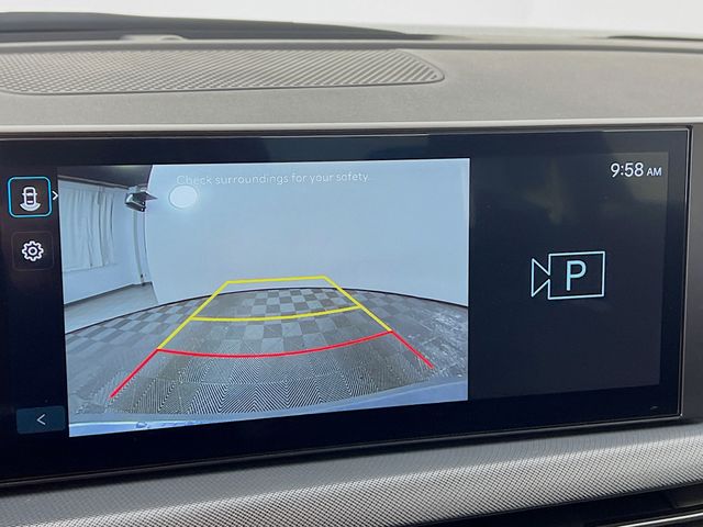 Vehicle image 16 of 24