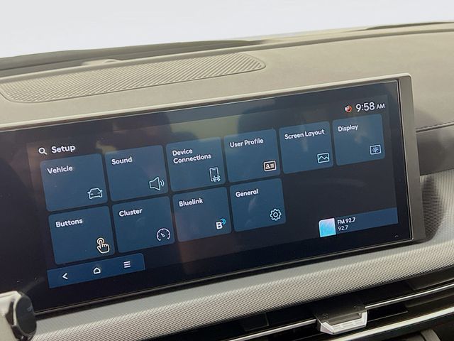Vehicle image 17 of 24