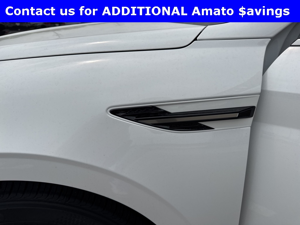 Vehicle image 17 of 29