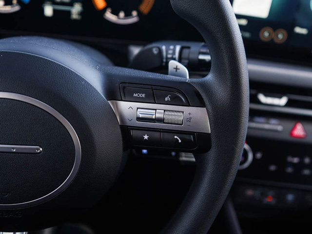 Vehicle image 13 of 23