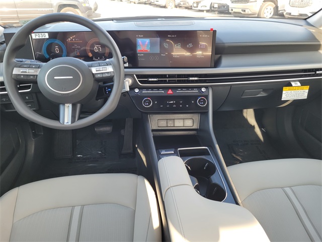 2025 Hyundai Sonata SEL Image 7 of 16