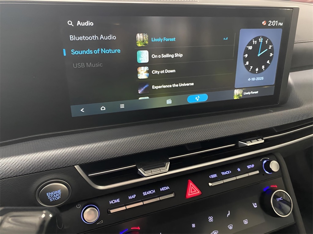 Vehicle image 15 of 34