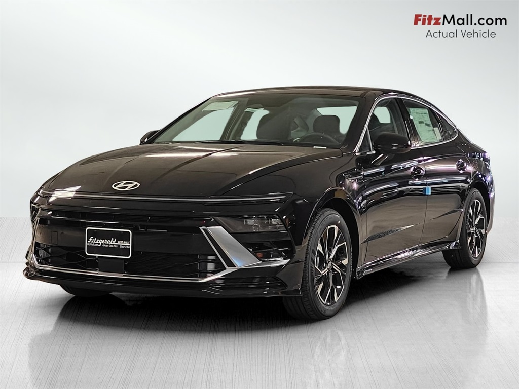 Vehicle image 1 of 24