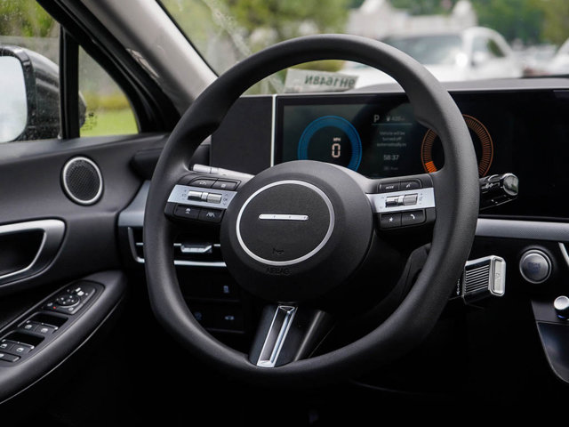 Vehicle image 12 of 24
