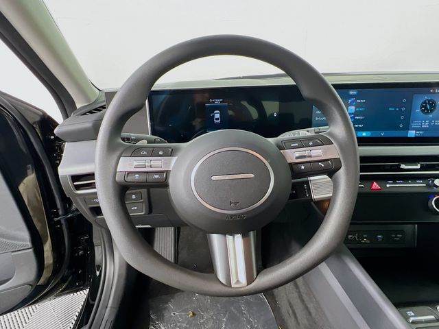 Vehicle image 14 of 24