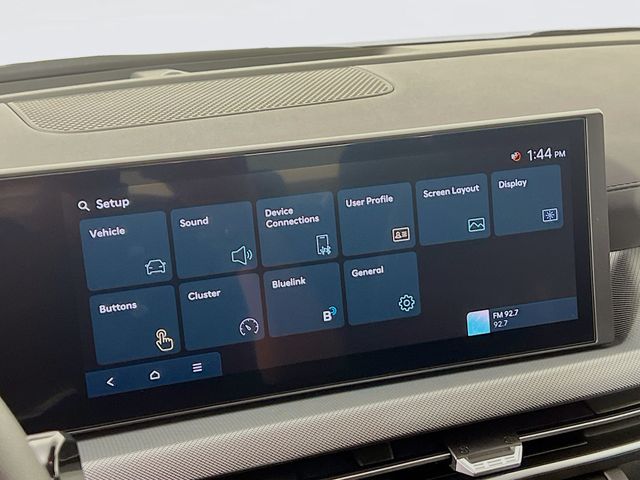 Vehicle image 16 of 24