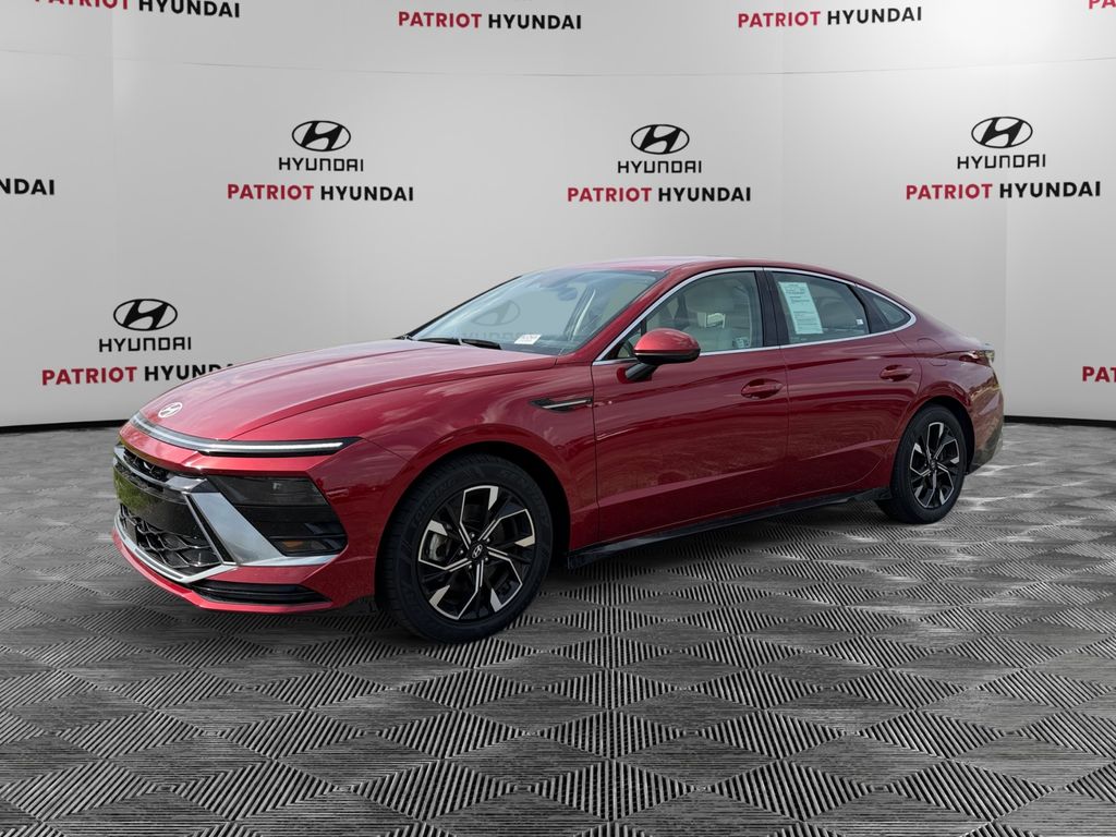 2025 Hyundai Sonata SEL Image 1 of 22