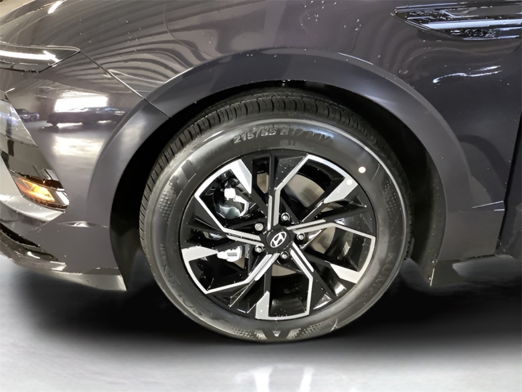 Vehicle image 28 of 28