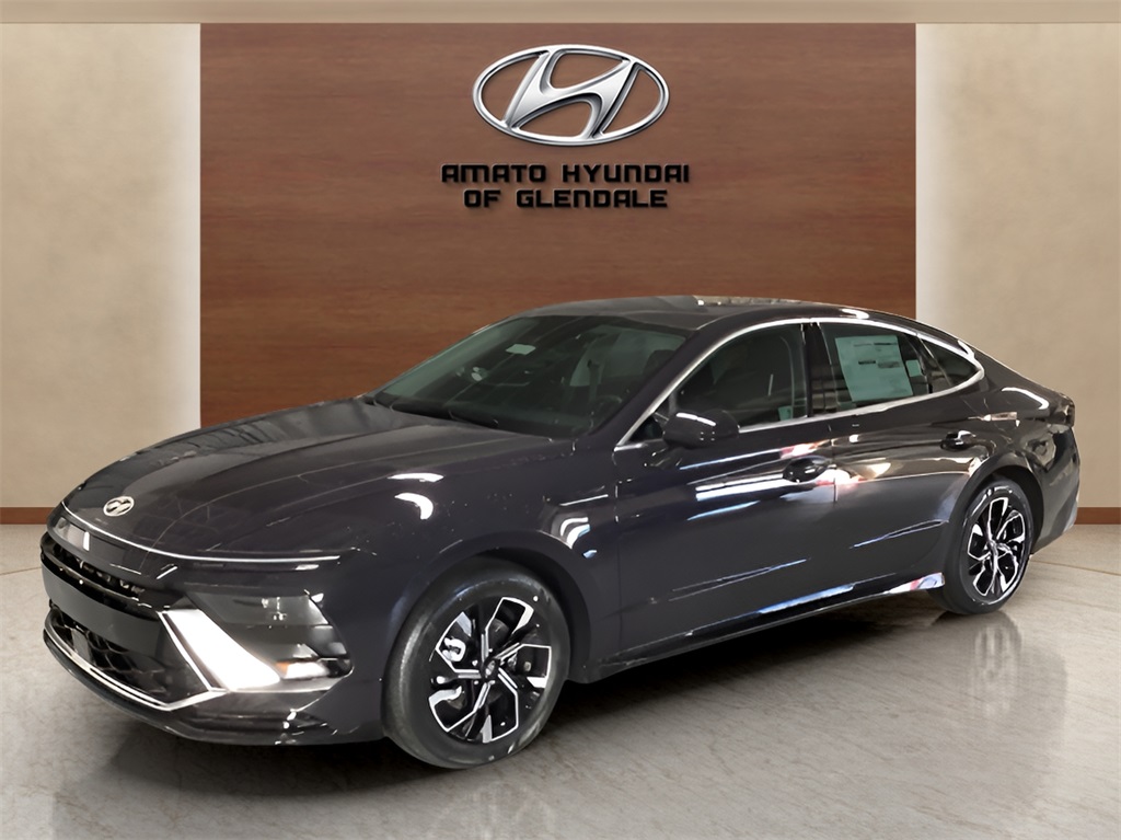 Vehicle image 1 of 28