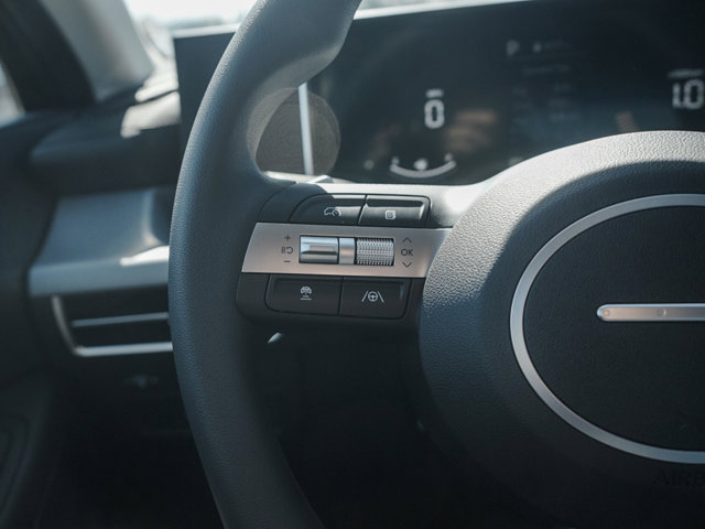 Vehicle image 15 of 24