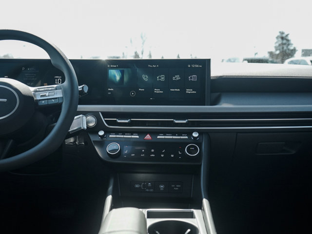 Vehicle image 13 of 24